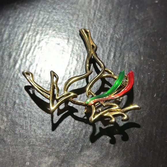 Vintage 1-7/8" Gold Tone Reindeer Christmas Holiday Gift Brooch Pin - Picture 2 of 4